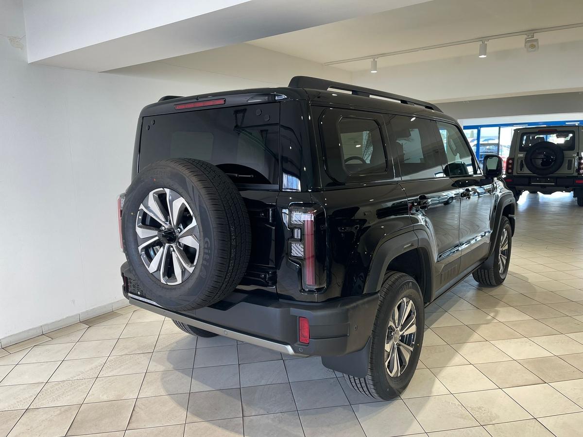BAIC BJ40 Pro Black 2.0T 4WD PANO Leder Lagerfahrzeug