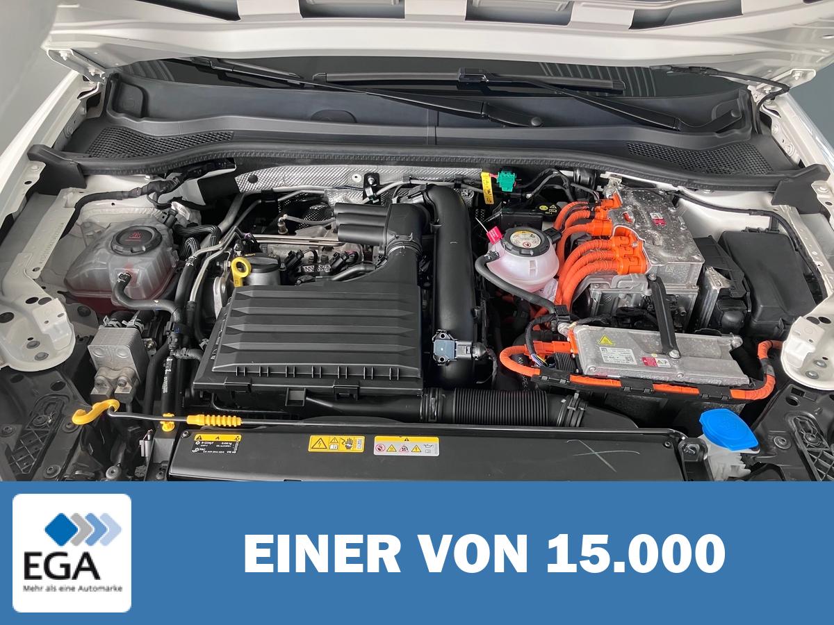 Seat Leon e-Hybrid 1.4 Xcellence Automatik - CarPlay/ LED/ Sitzh.