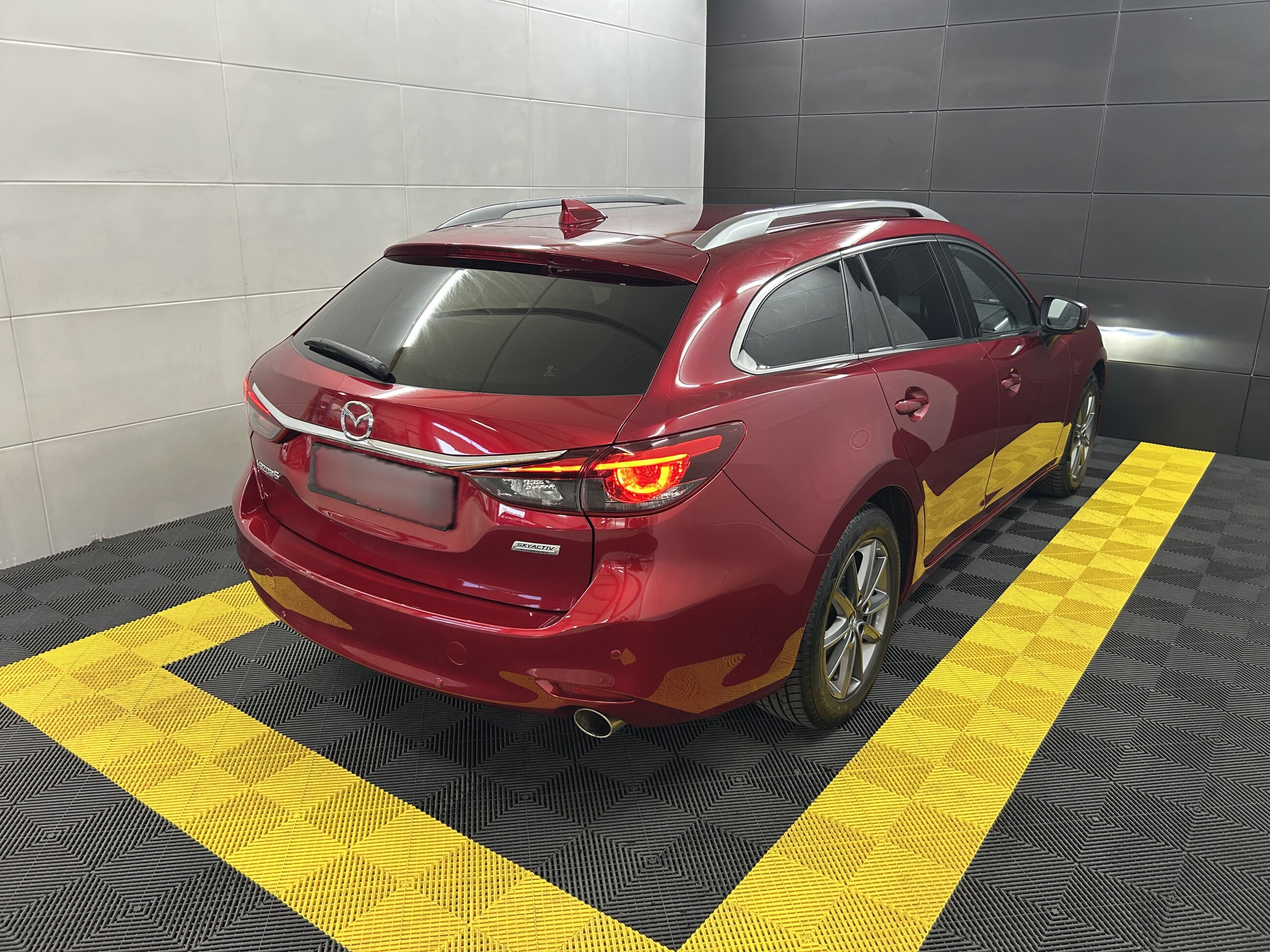 Mazda 6 Sports-Line+ACC+Matrix-LED+HUD+30*Kam+Memory