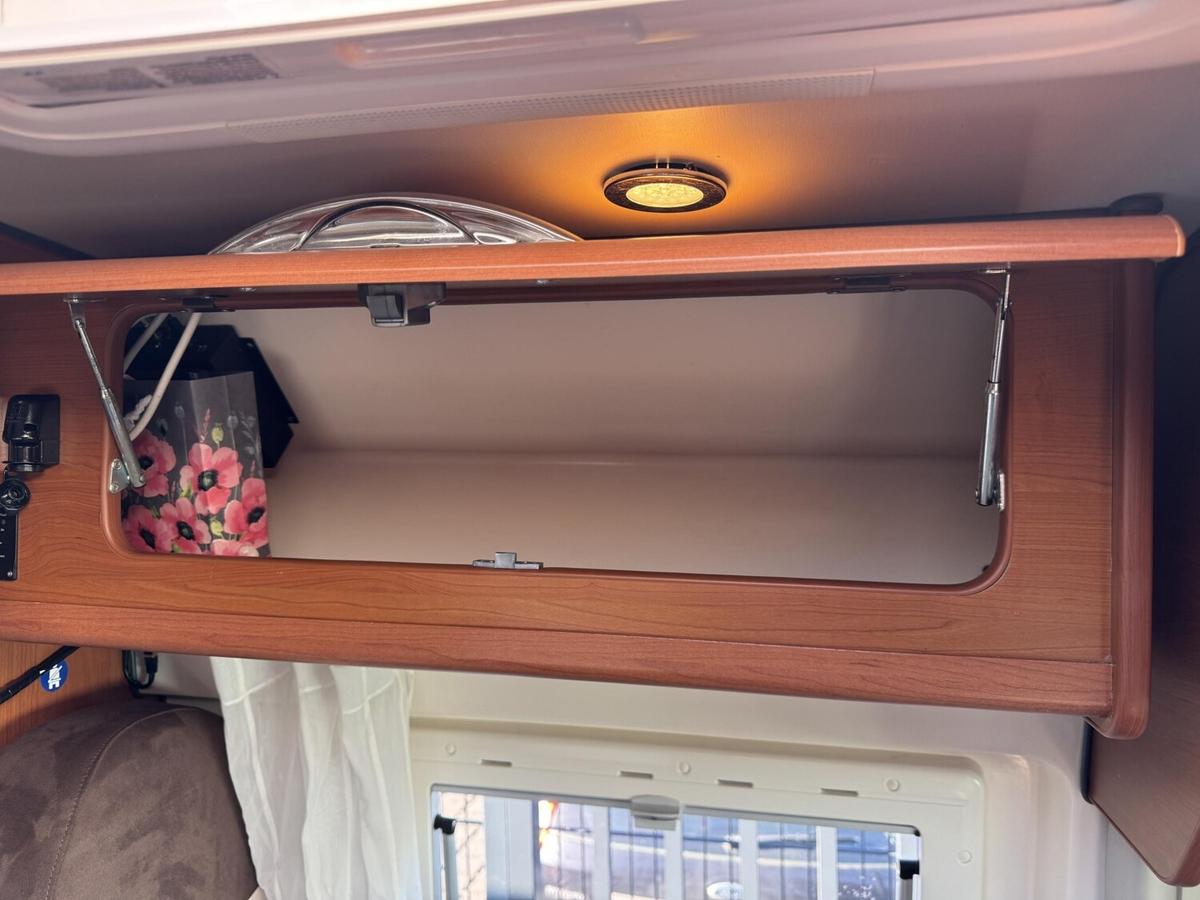 Karmann Dexter 600 Solar+Wechselr+Markise+Sat TV+AHK