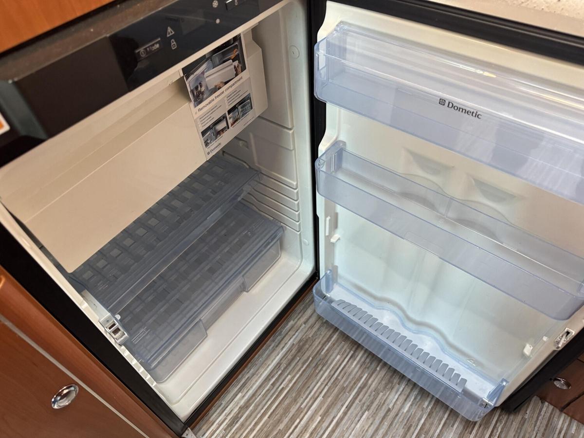 Karmann Dexter 600 Solar+Wechselr+Markise+Sat TV+AHK