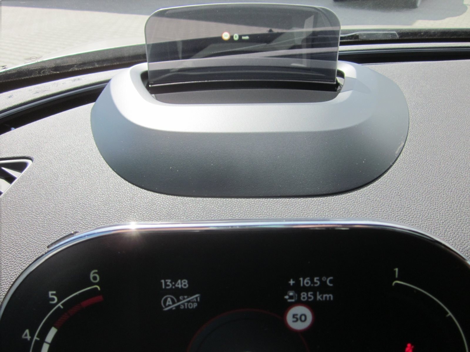 MINI Cooper D YOUNIQUE TRIM NAVI PANO HUD LED RFK LEDER SPORTSITZE HIFI HK DAB