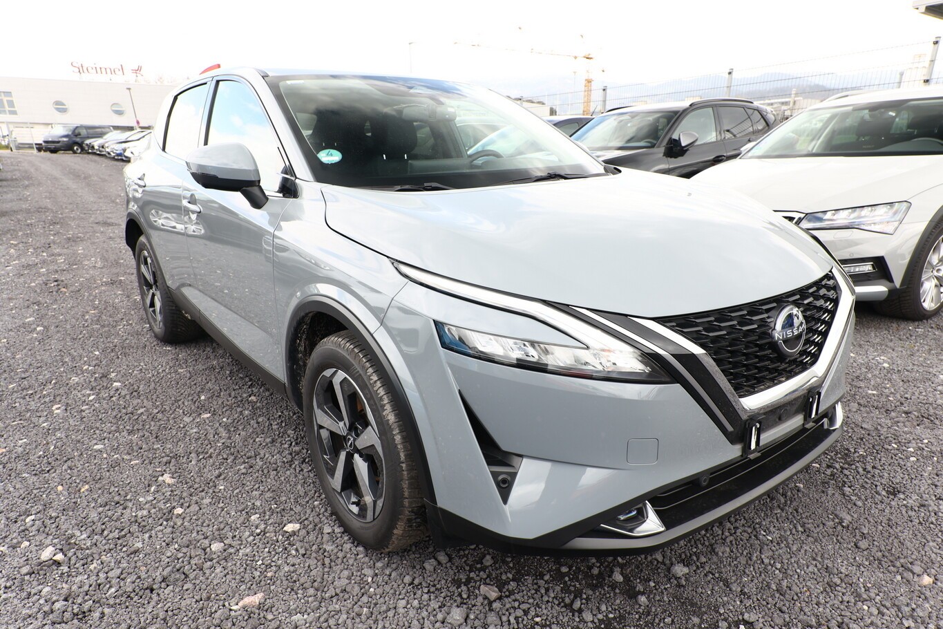 Nissan Qashqai 1.3 DIG-T 140 N-Connecta  LED Nav eHk