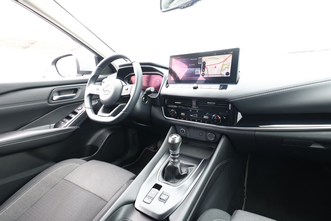 Nissan Qashqai 1.3 DIG-T 140 N-Connecta  LED Nav eHk