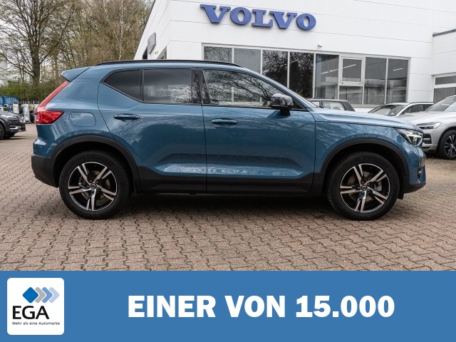 Volvo XC40 Plus Dark 2WD El. Panodach Digitales Cockpit Memory Sitze Soundsystem Harma