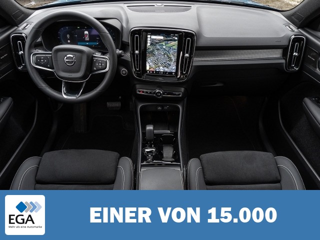 Volvo XC40 Plus Dark 2WD El. Panodach Digitales Cockpit Memory Sitze Soundsystem Harma