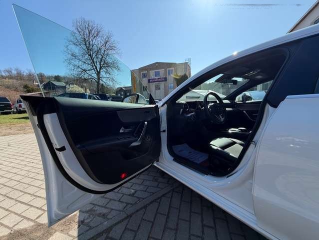 Mercedes-Benz CLA 180 LED HIGH PERFORMANCE 