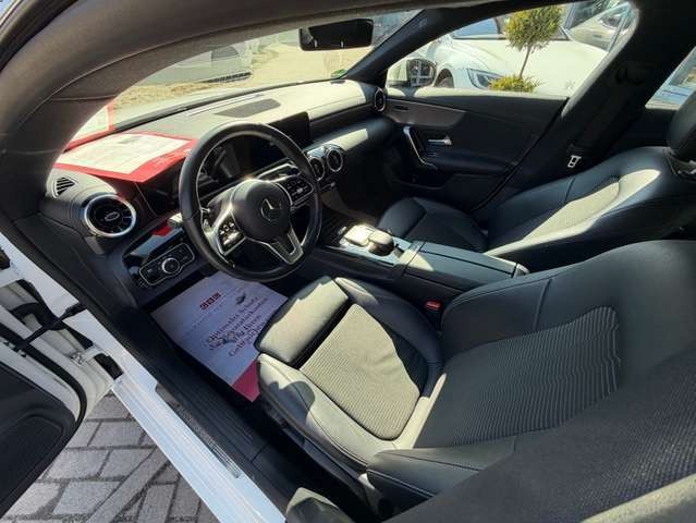 Mercedes-Benz CLA 180 LED HIGH PERFORMANCE 