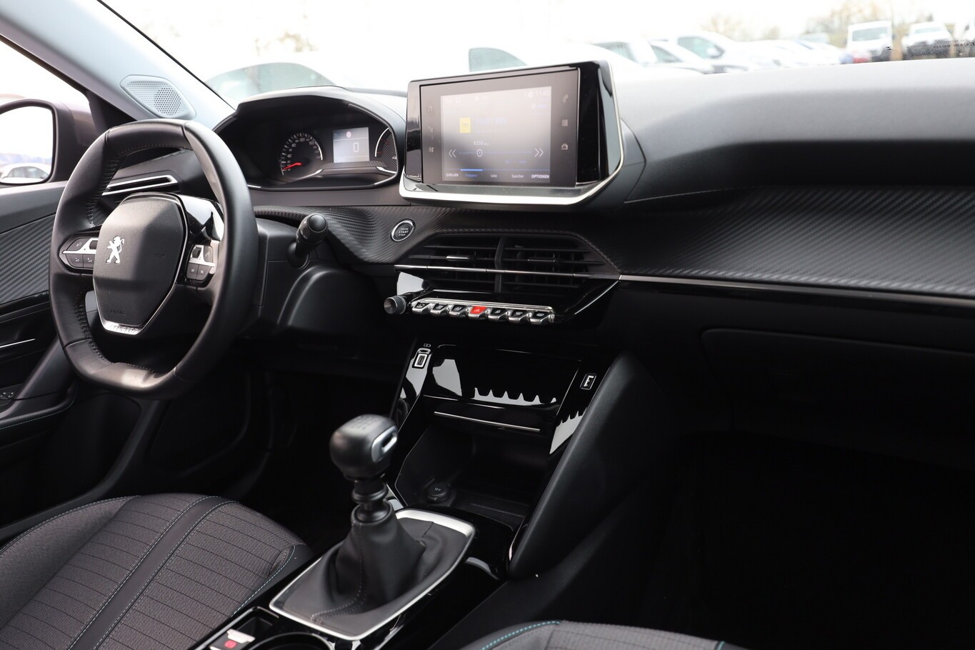 Peugeot 2008 1.2 PureTech 100 Allure CarPlay PDC LM17Z