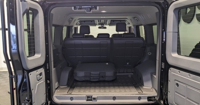 Ineos Grenadier Fieldmaster Edition 3.0 Diesel AHK Smooth Safari