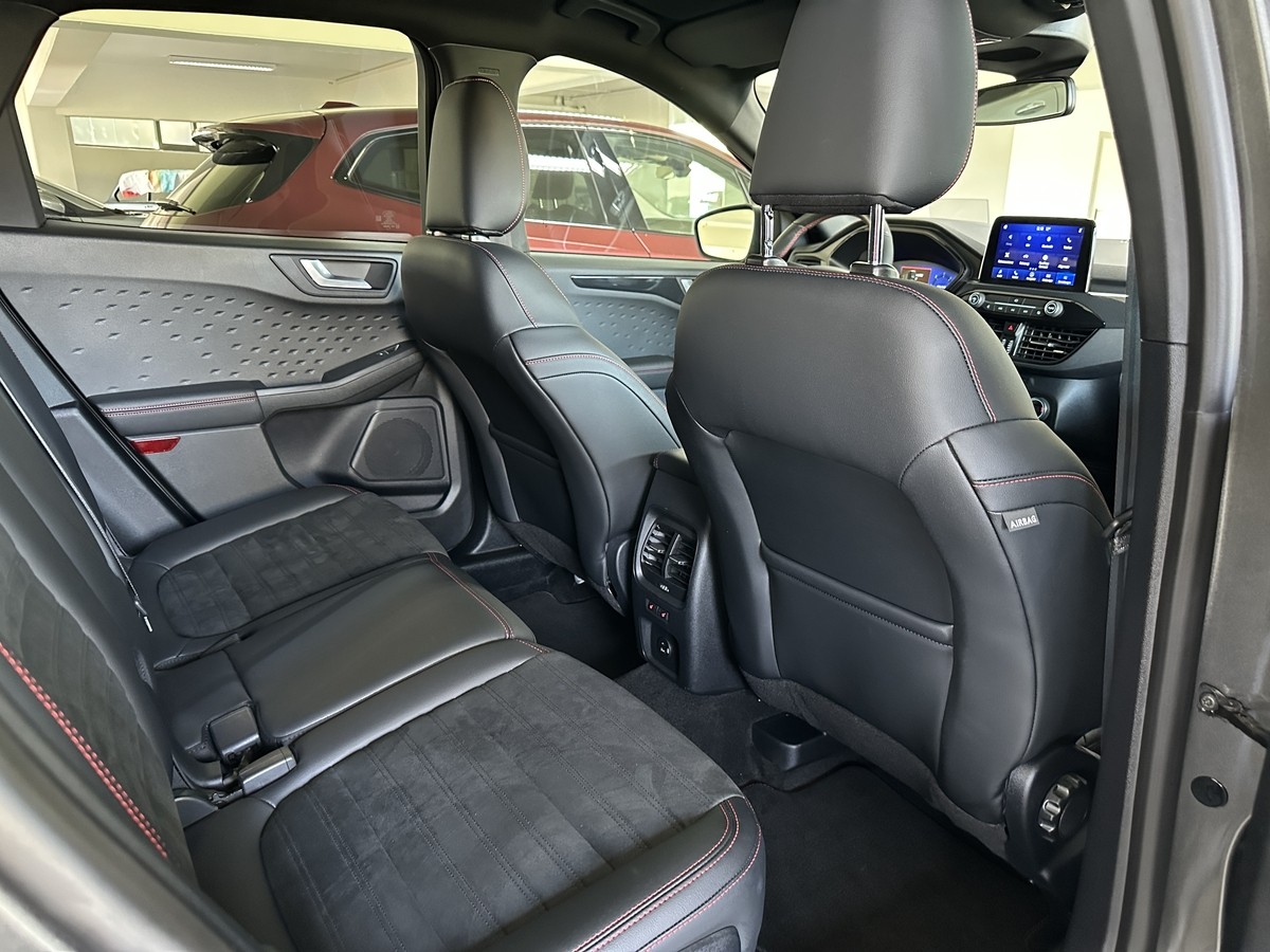 Ford Kuga 2.0 EcoBlue Hybrid ST-Line X HUD AHK Navi Sitzhz