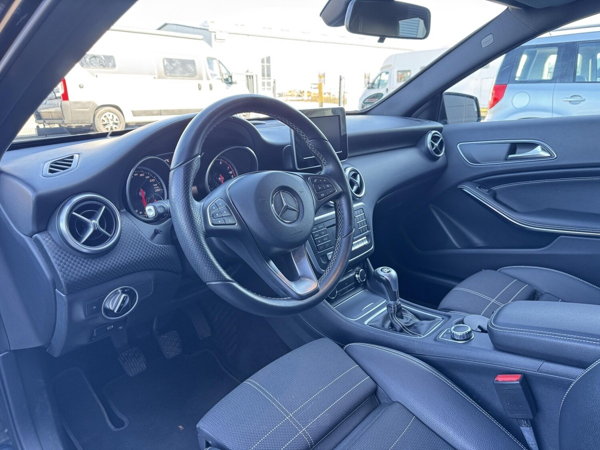 Mercedes-Benz A 160 Score+LED+SHZ+Navi+Park-Assistent