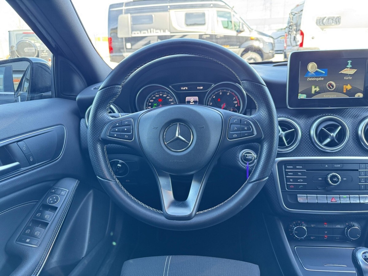 Mercedes-Benz A 160 Score+LED+SHZ+Navi+Park-Assistent