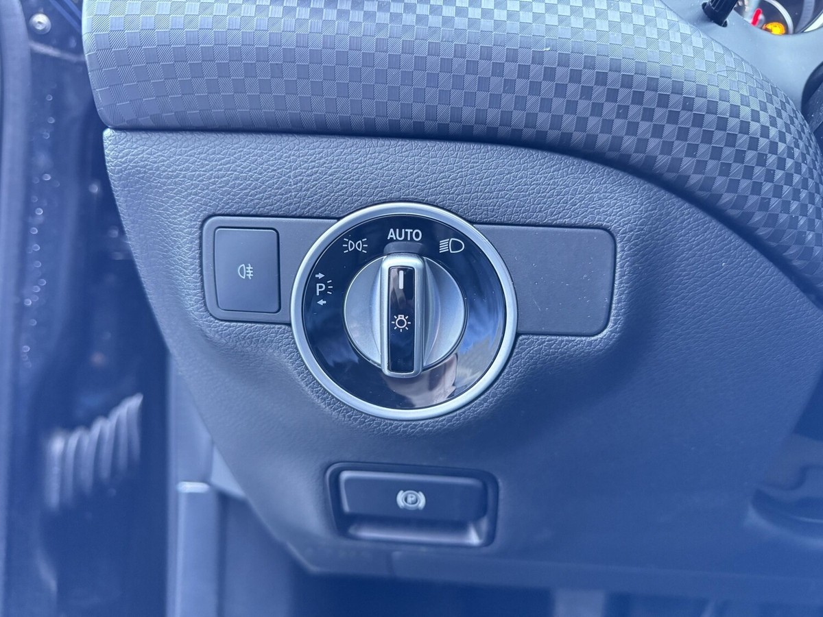 Mercedes-Benz A 160 Score+LED+SHZ+Navi+Park-Assistent