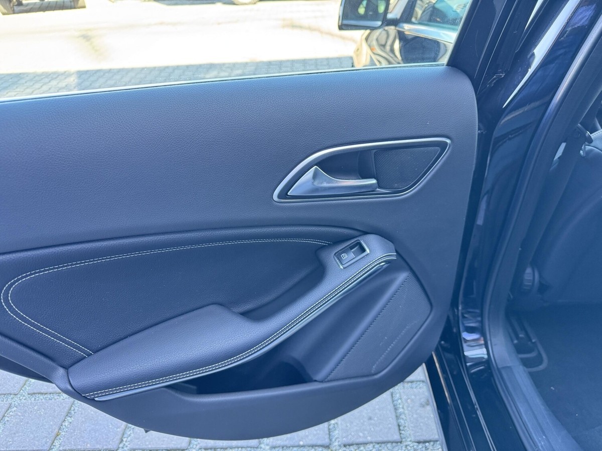 Mercedes-Benz A 160 Score+LED+SHZ+Navi+Park-Assistent