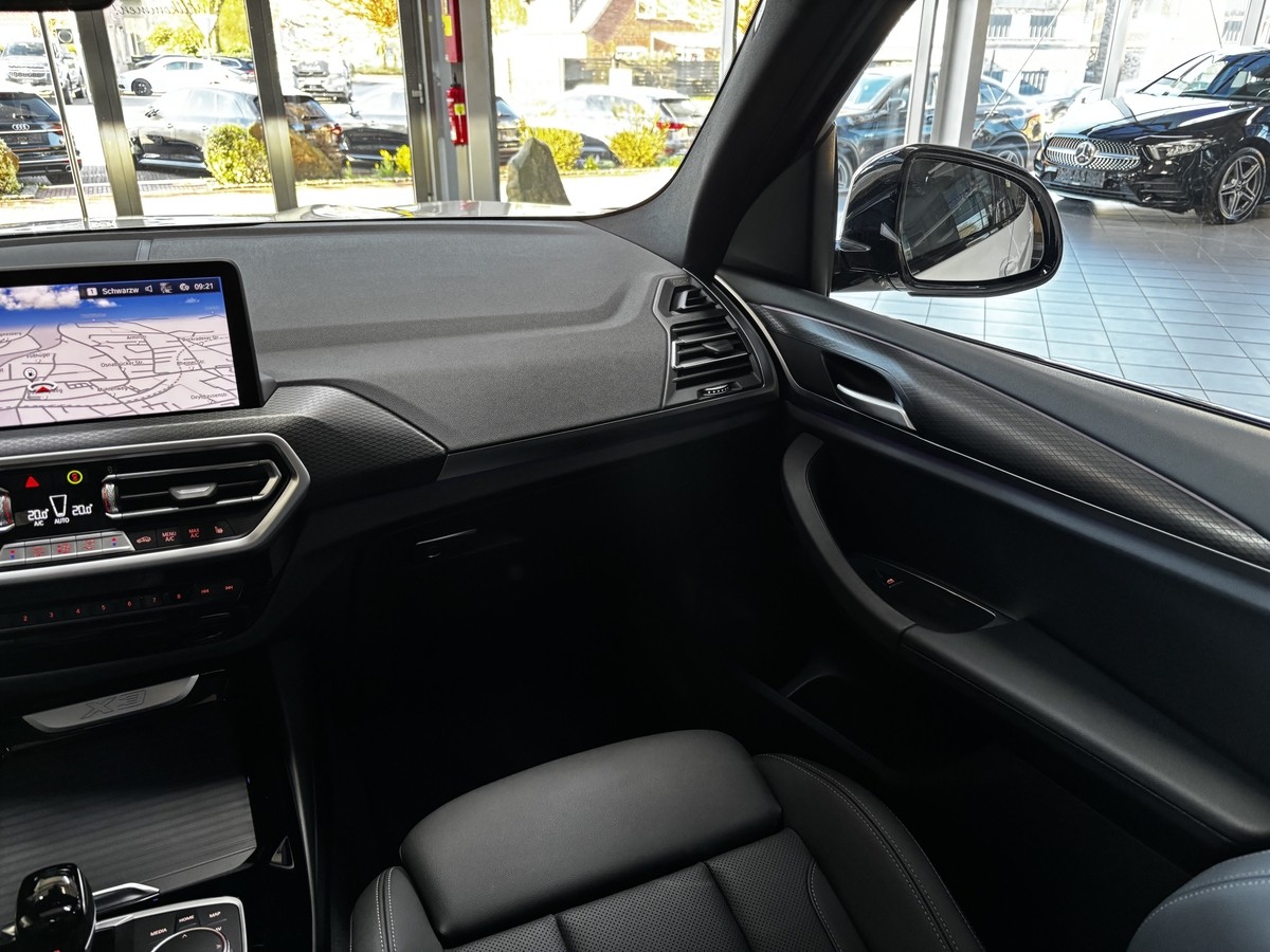 BMW X3  xDrive 20i M Sport LED LC-Prof. Pano AHK