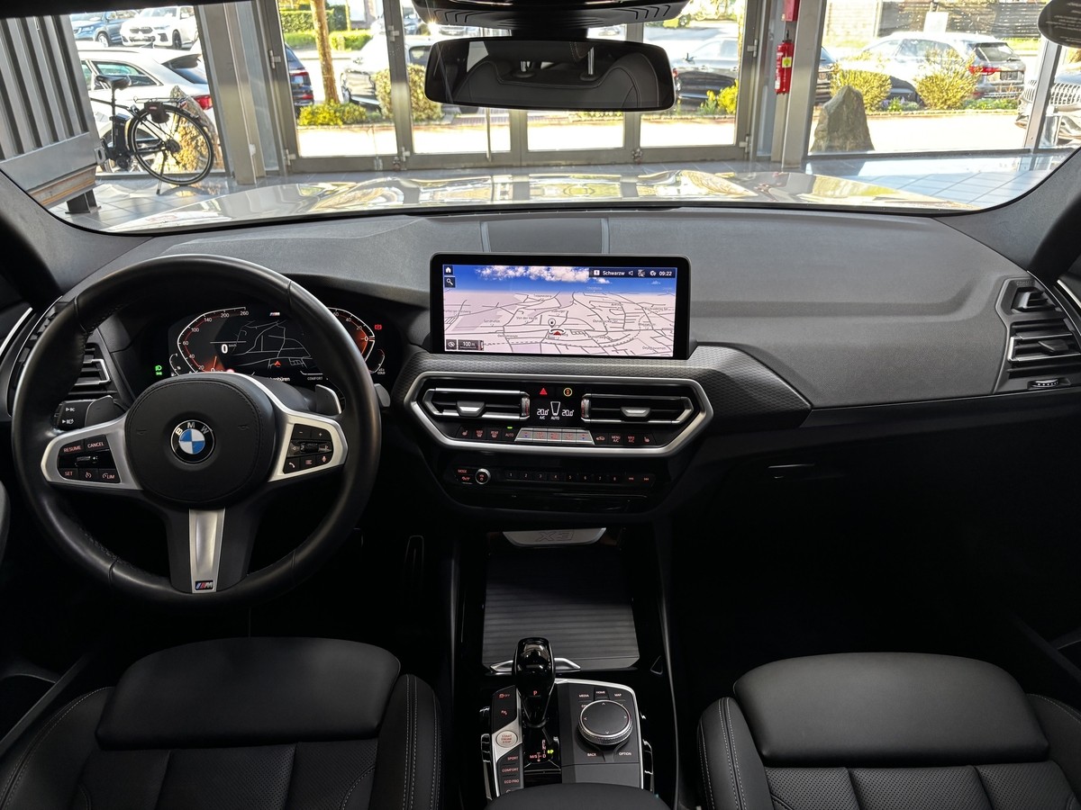 BMW X3  xDrive 20i M Sport LED LC-Prof. Pano AHK