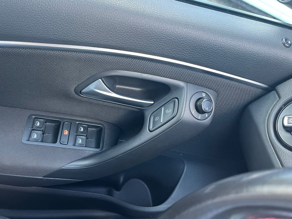Volkswagen Polo GTI 1.8 TSI *Automatik*Navi*Sportfahrwerk
