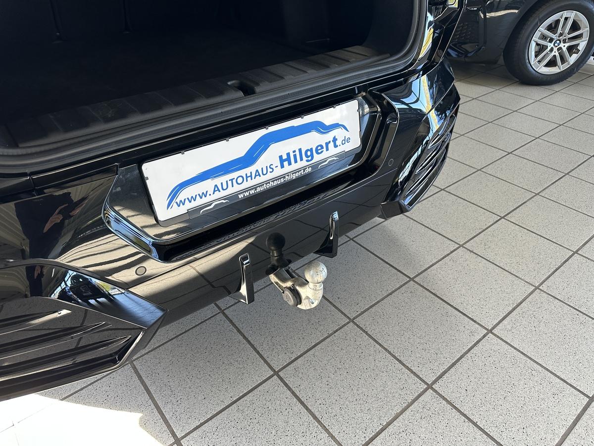 BMW iX2 eDrive20 M Sport AHK Allwettereifen Alcantara Kamera