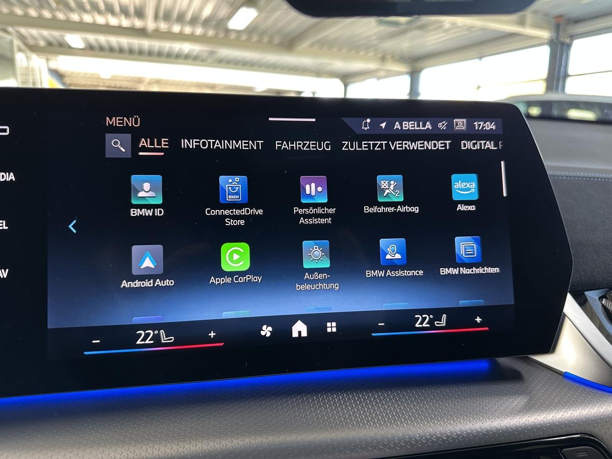 BMW iX2 eDrive20 M Sport AHK Allwettereifen Alcantara Kamera