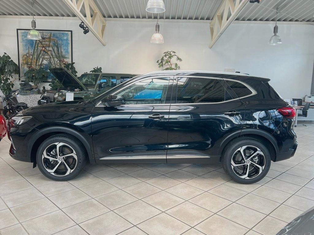 MG HS Luxury*ACC*360°*PANO*SHZ*NAV*CARPLAY*AMBI