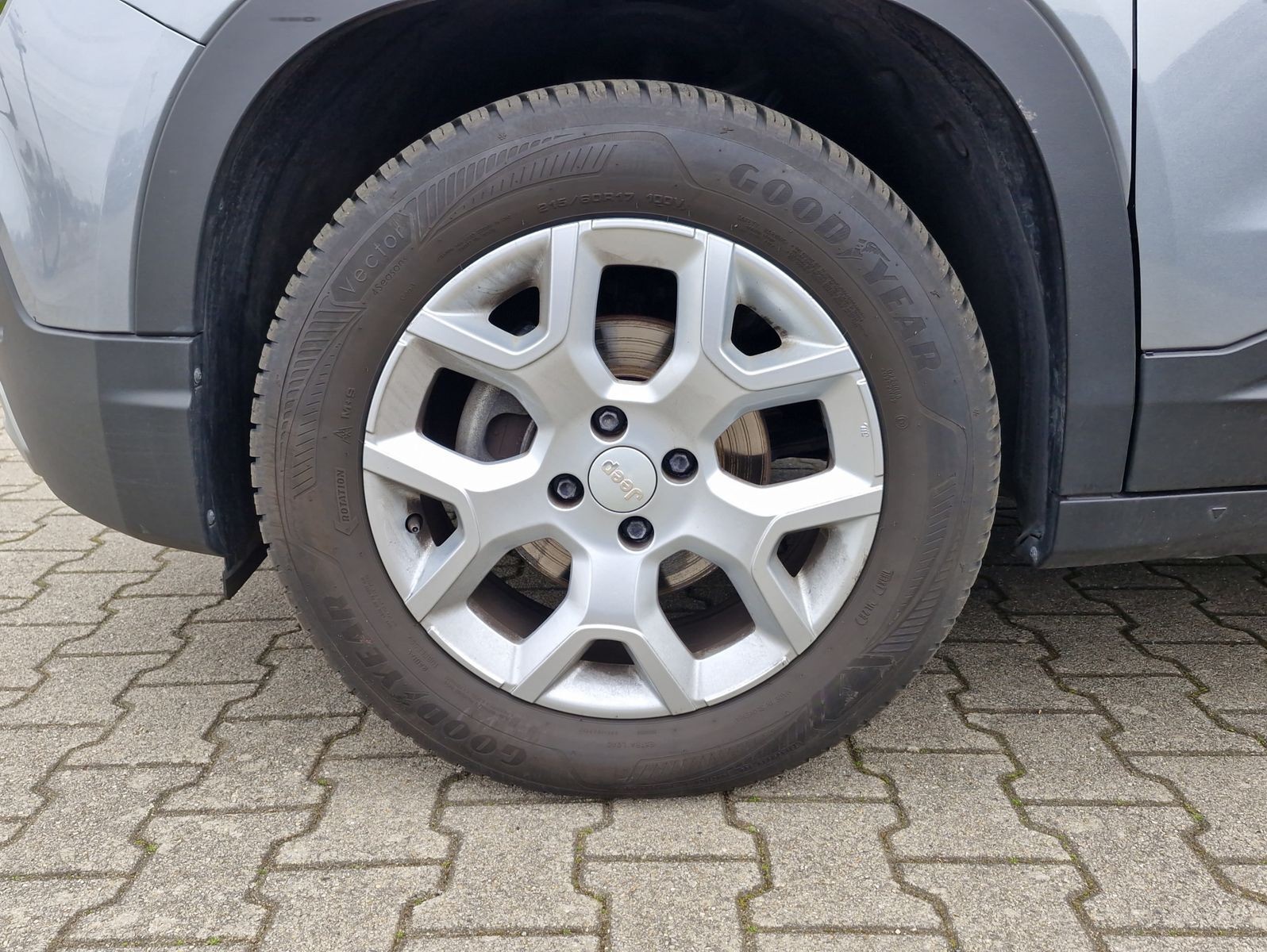 Jeep Avenger 1.2 GSE T3 Altitude LED Navi SHZ ACC Kam