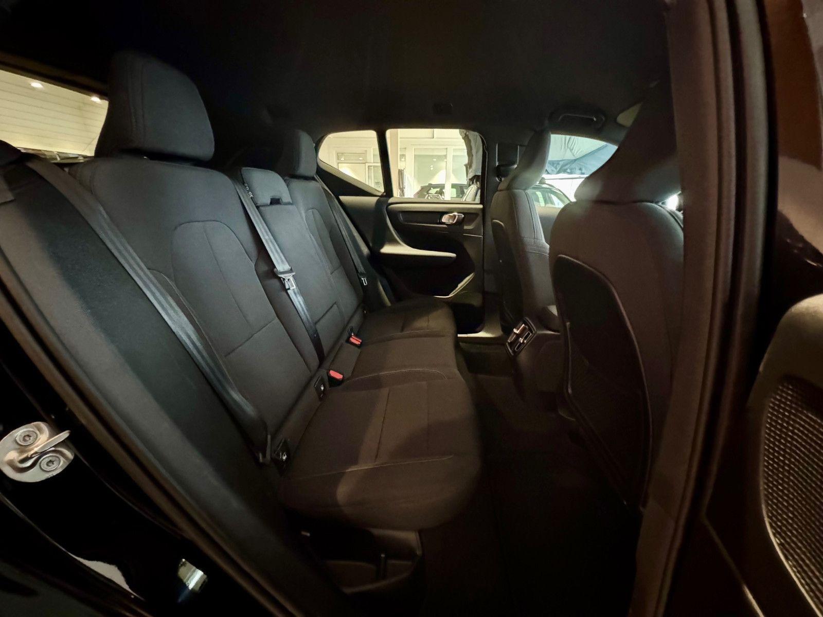 Volvo XC40 XC40 Recharge Pure Electric Single engine