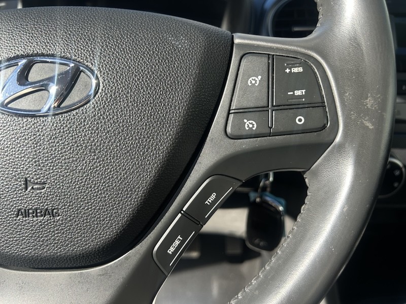 Hyundai i10 1.0  EDITION 25 KLIMA*RADIO*BTH*MFL*PDC*  5 TÜRIG