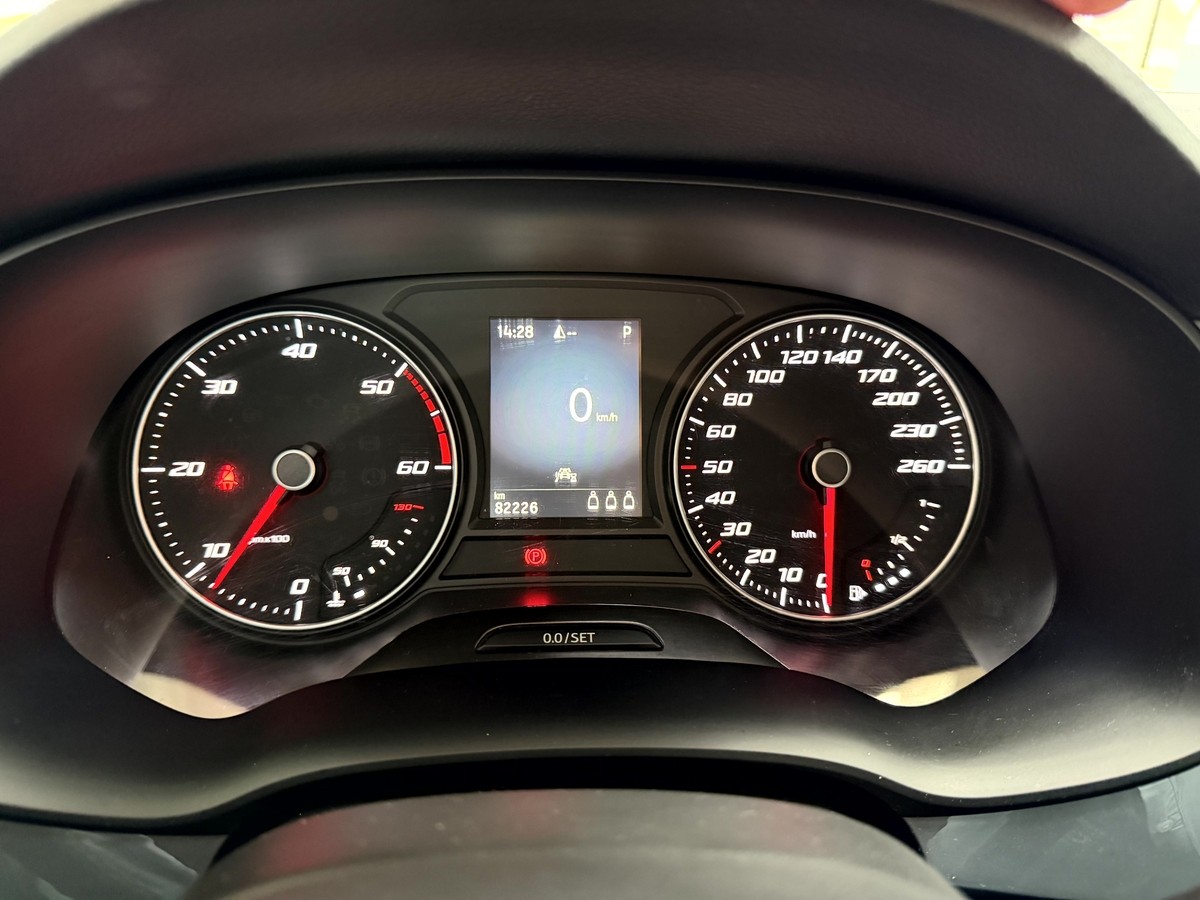 Seat Ateca 2.0 TDI DSG Style LED Navi Carplay Beats 