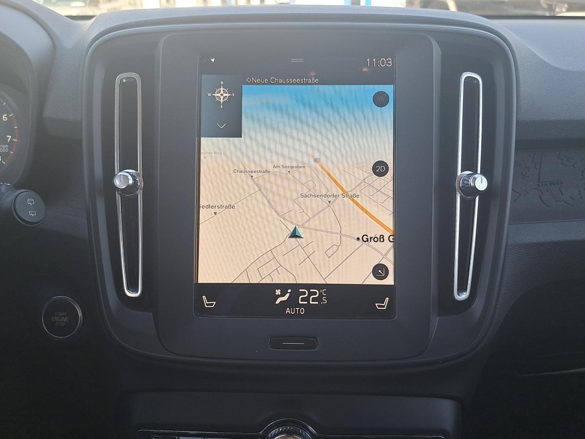 Volvo XC40 Momentum Core*NAVI*SITZ- u. LENKRADHEIZUNG*