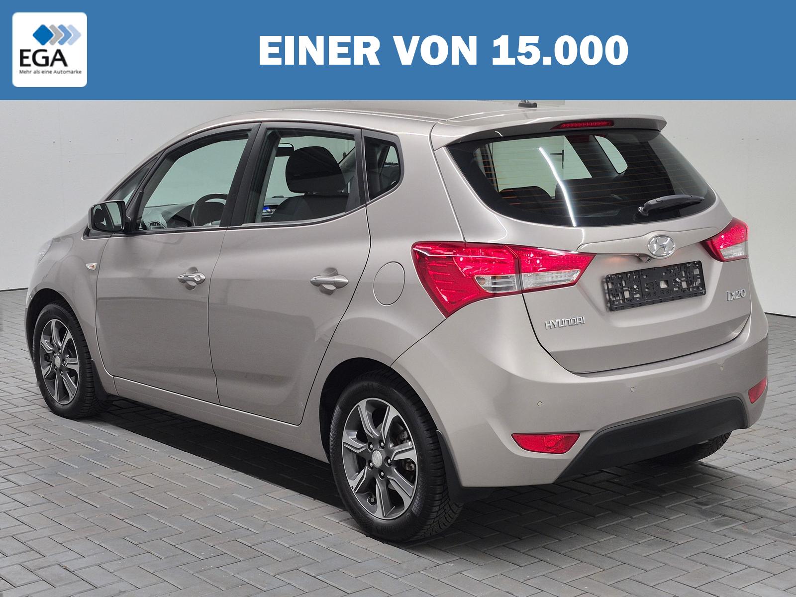 Hyundai ix20 Navi/Klimaaut./SHZ/LHZ/Kam/Tempom./16-LM