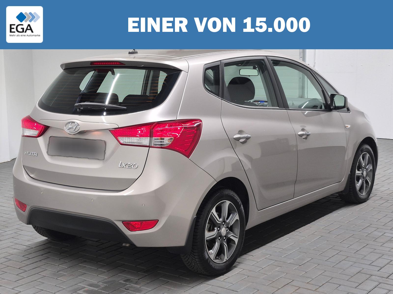 Hyundai ix20 Navi/Klimaaut./SHZ/LHZ/Kam/Tempom./16-LM