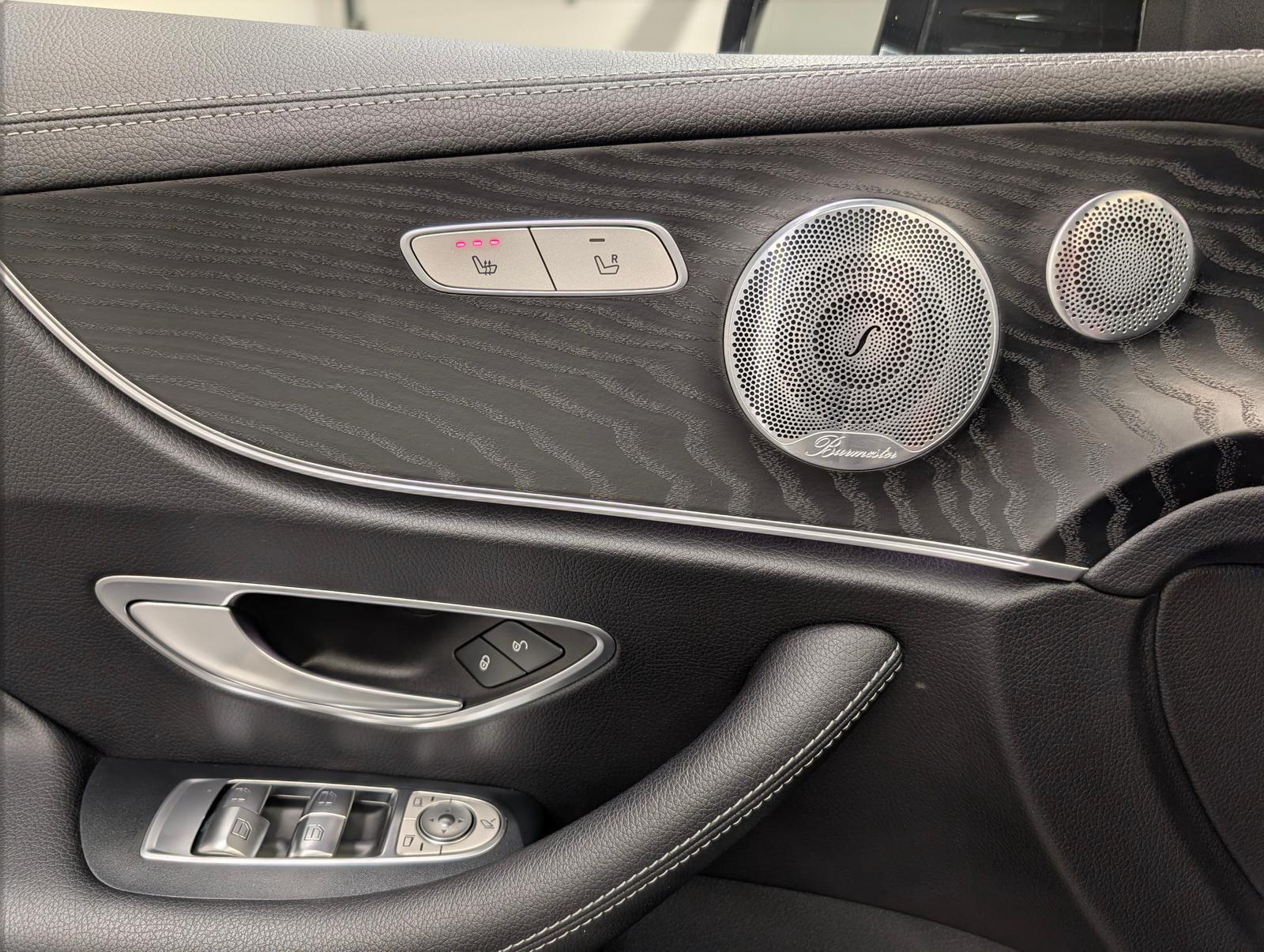 Mercedes-Benz E 400 Coupe 4M AMG-Line Multibeam/Nav/Pano/19-LM