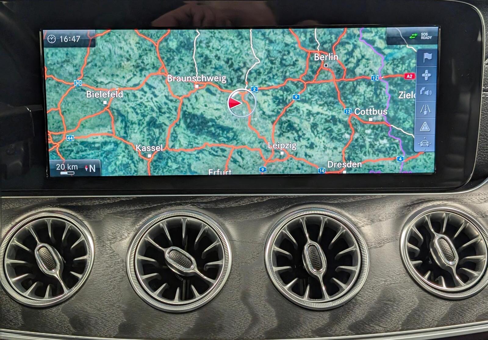 Mercedes-Benz E 400 Coupe 4M AMG-Line Multibeam/Nav/Pano/19-LM