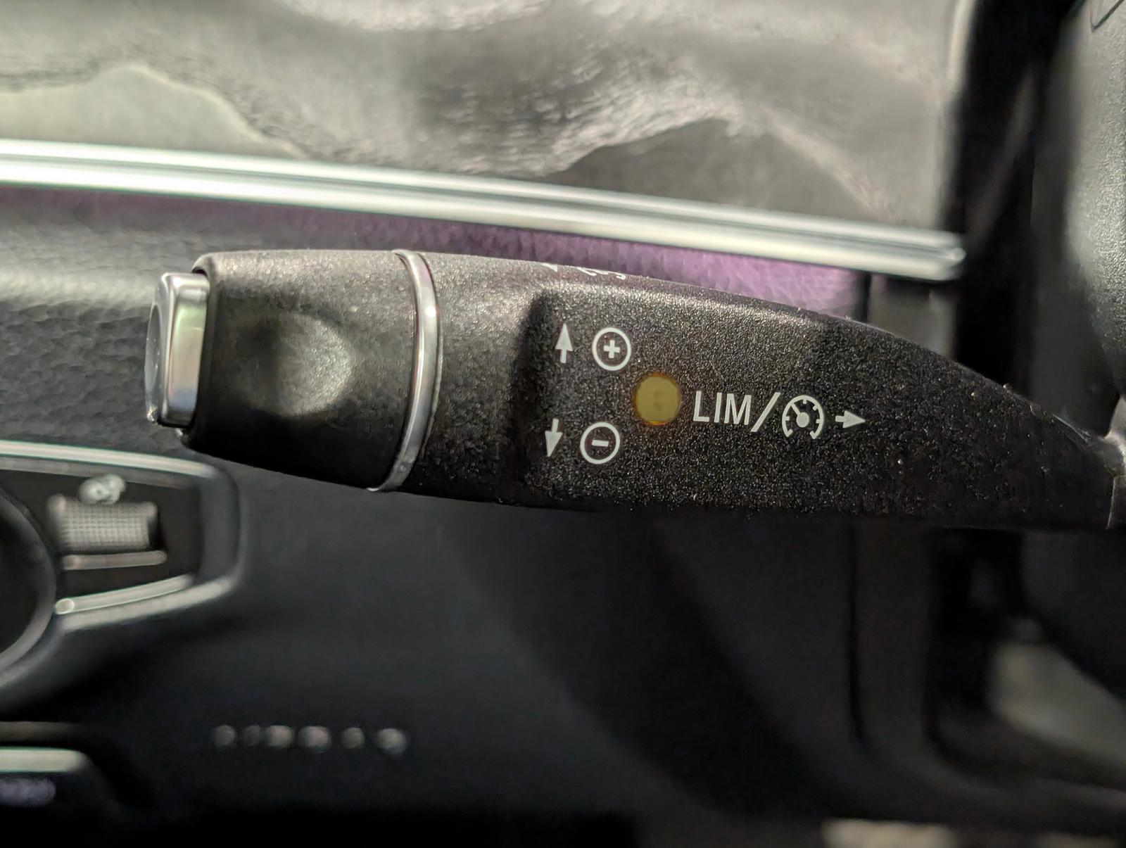 Mercedes-Benz E 400 Coupe 4M AMG-Line Multibeam/Nav/Pano/19-LM