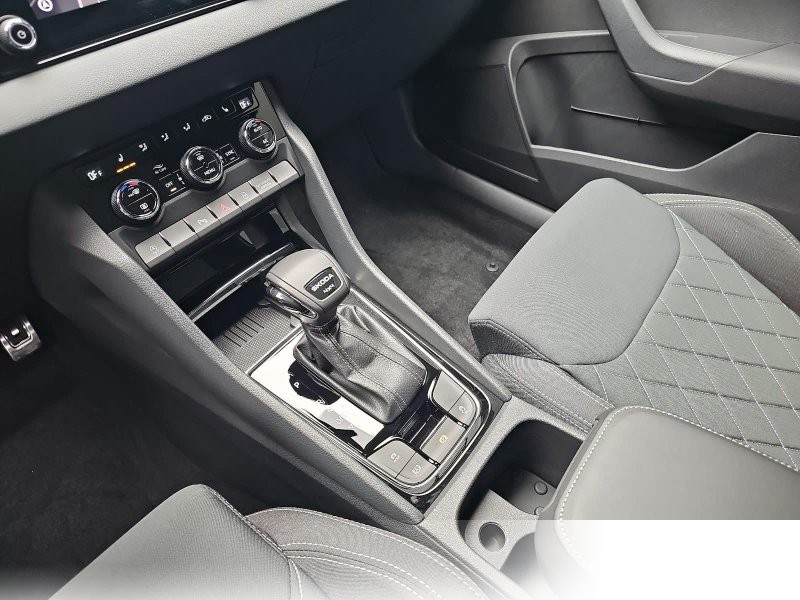 Skoda Karoq 2.0 TDI DSG SPORTLINE 4X4 NAVI LED