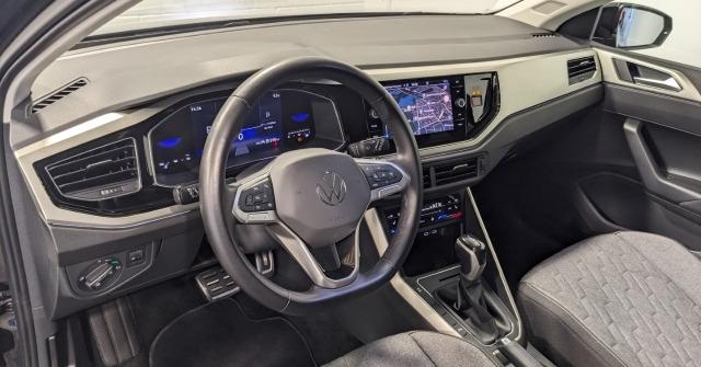 Volkswagen Polo VI Move 1.0 TSI DSG Virtual LED Navi CarPlay