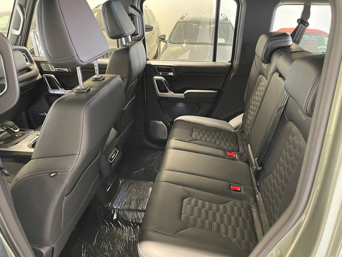 BAW 212 2.0 Diesel 4x4 AT