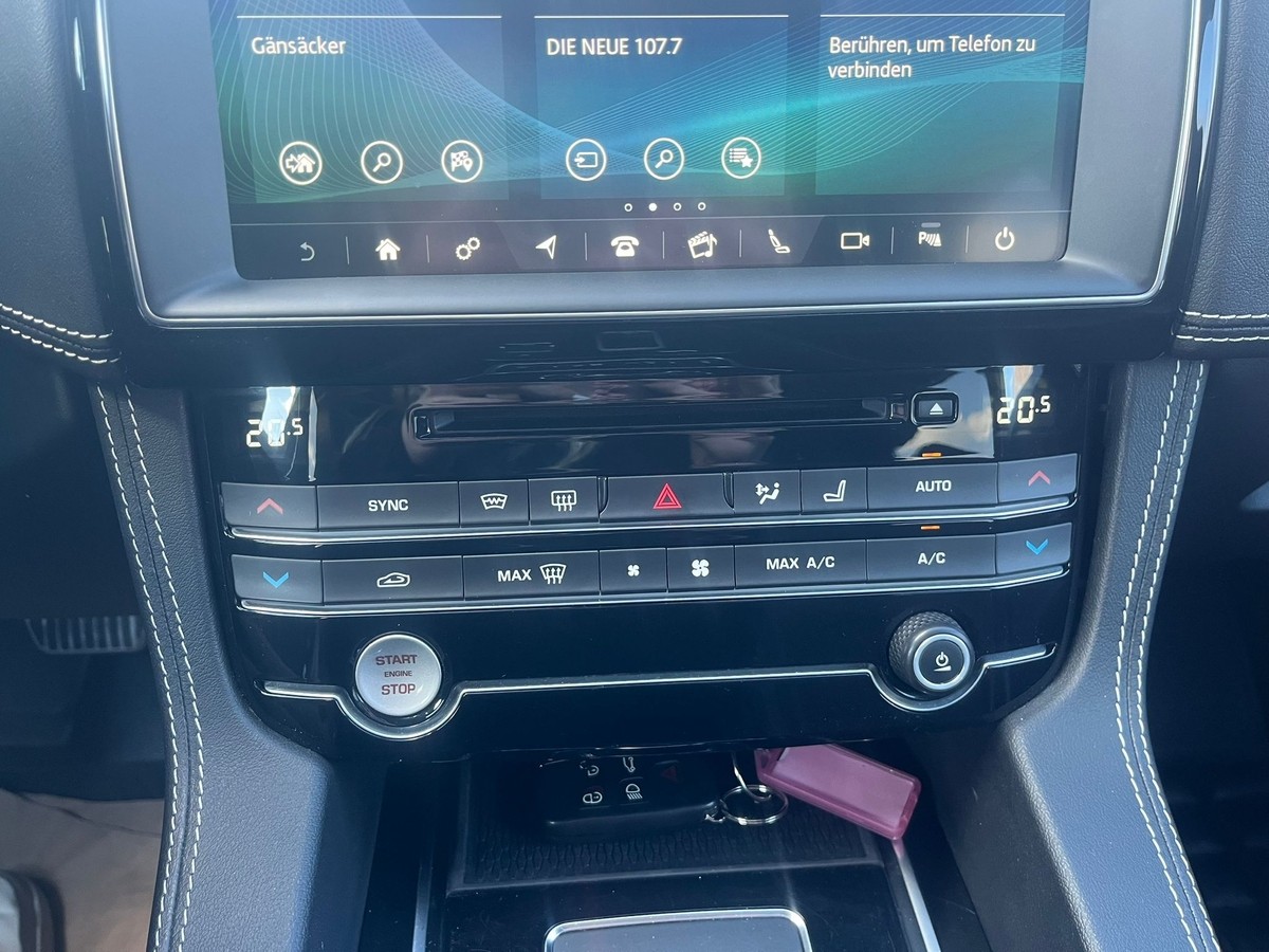 Jaguar F-Pace F-PACE 30d R-Sport AWD (EURO 6d-TEMP) 