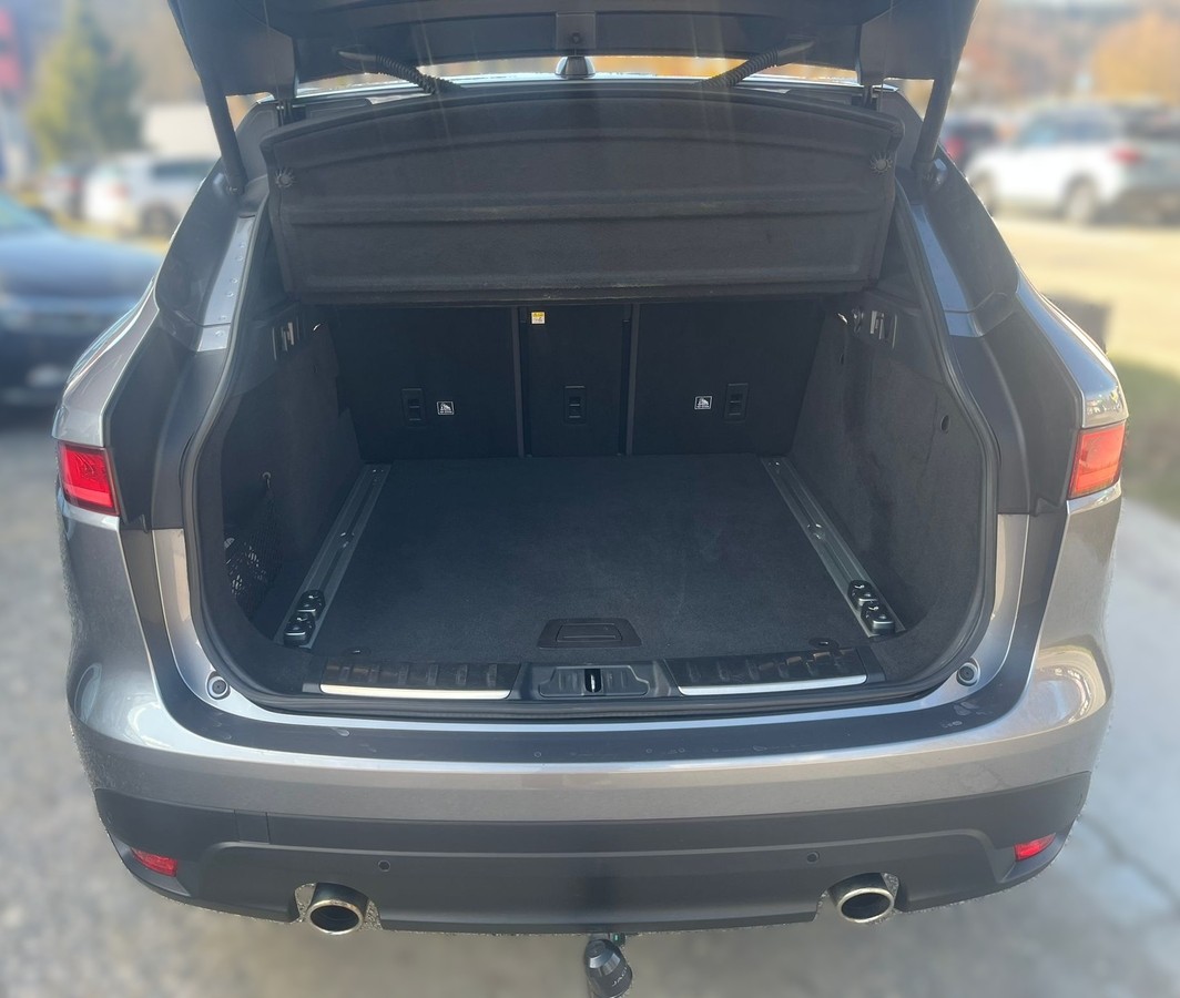 Jaguar F-Pace F-PACE 30d R-Sport AWD (EURO 6d-TEMP) 