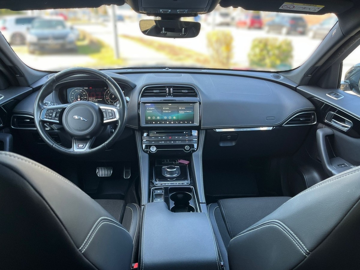 Jaguar F-Pace F-PACE 30d R-Sport AWD (EURO 6d-TEMP) 