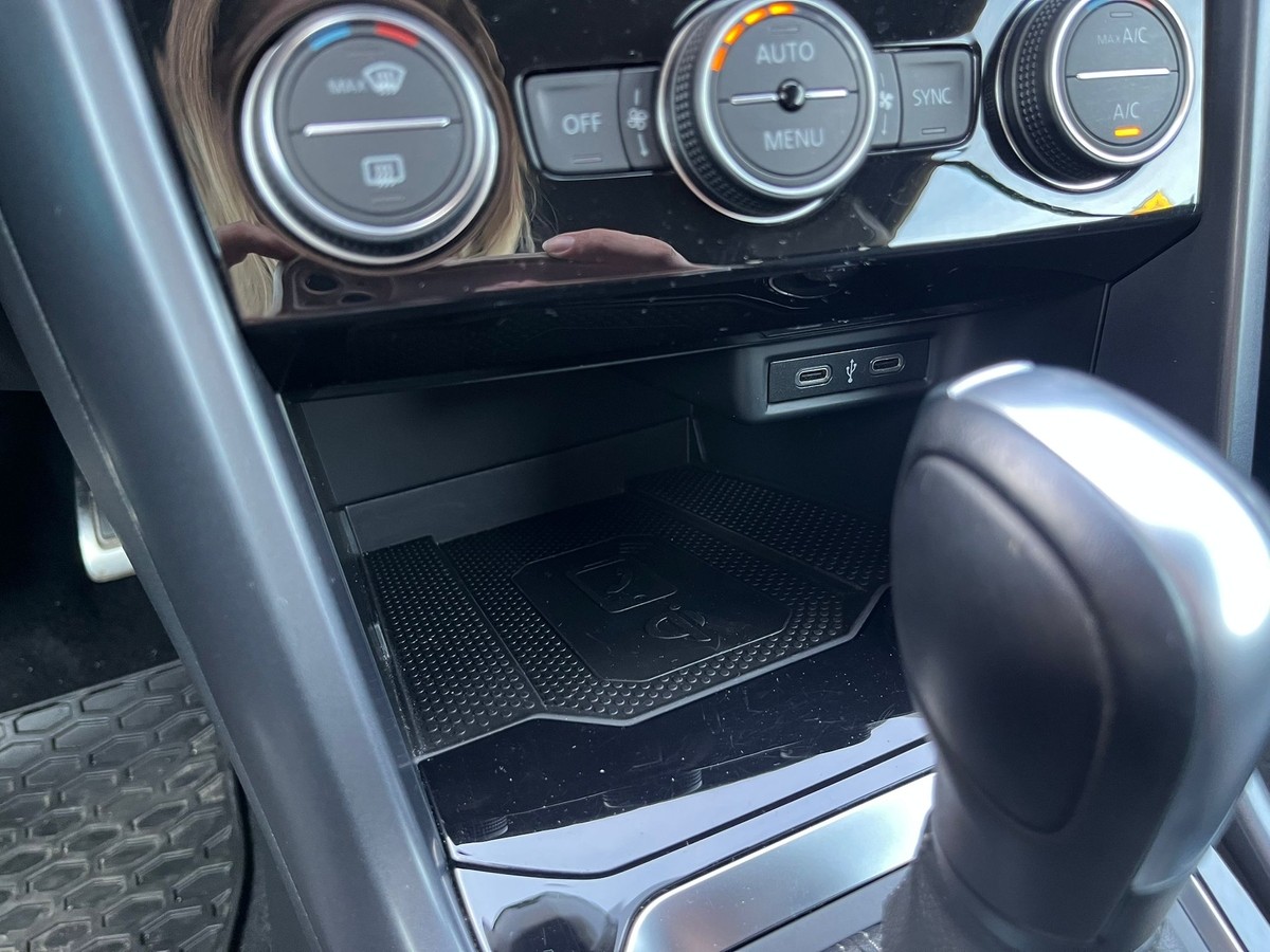 Volkswagen T-Roc Cabriolet 1.5 TSI R-Line OPF (EURO 6d-TEMP) 