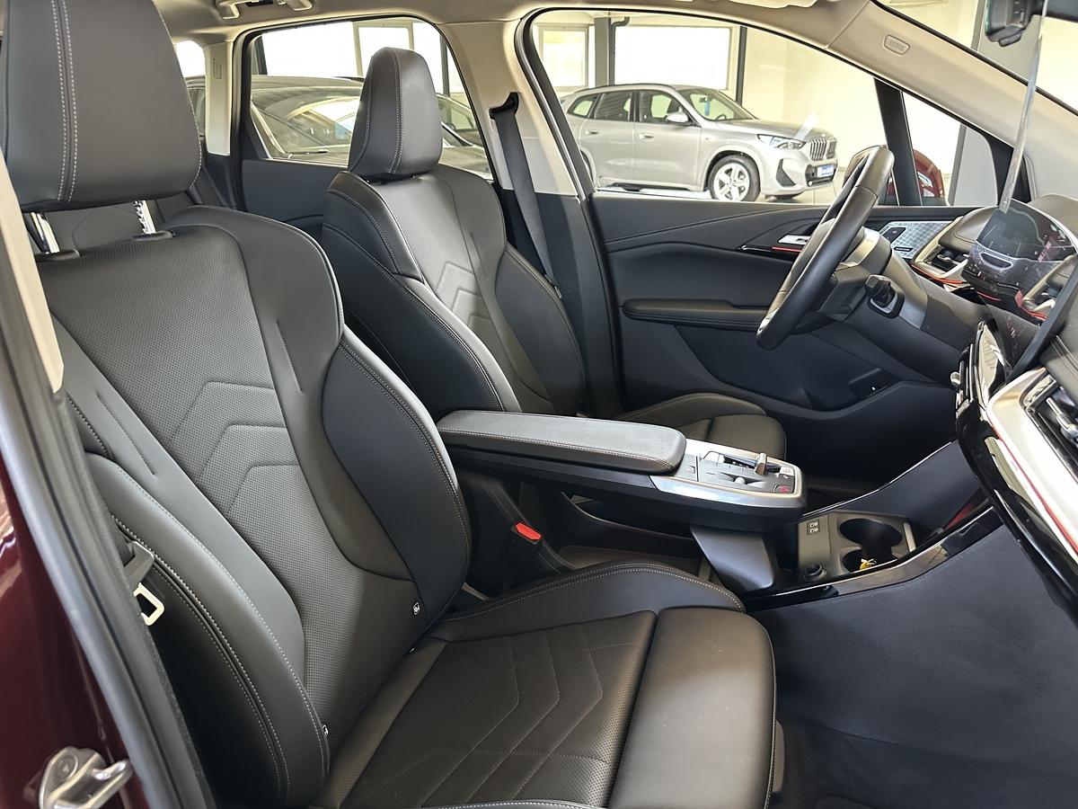 BMW 220 Active Toureri Luxury AHK Panno LED Navi. Sitzh. Kamera