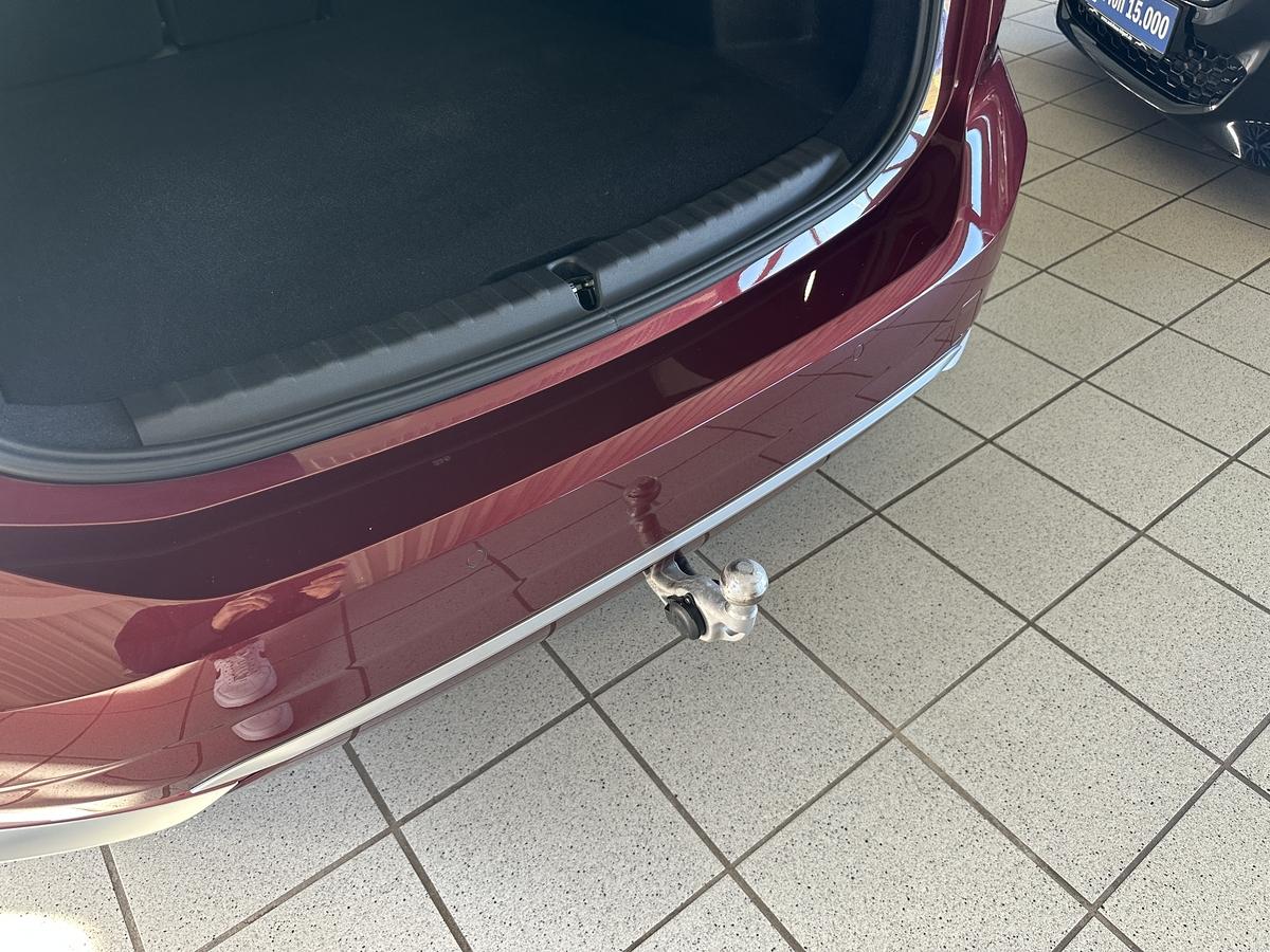 BMW 220 Active Toureri Luxury AHK Panno LED Navi. Sitzh. Kamera