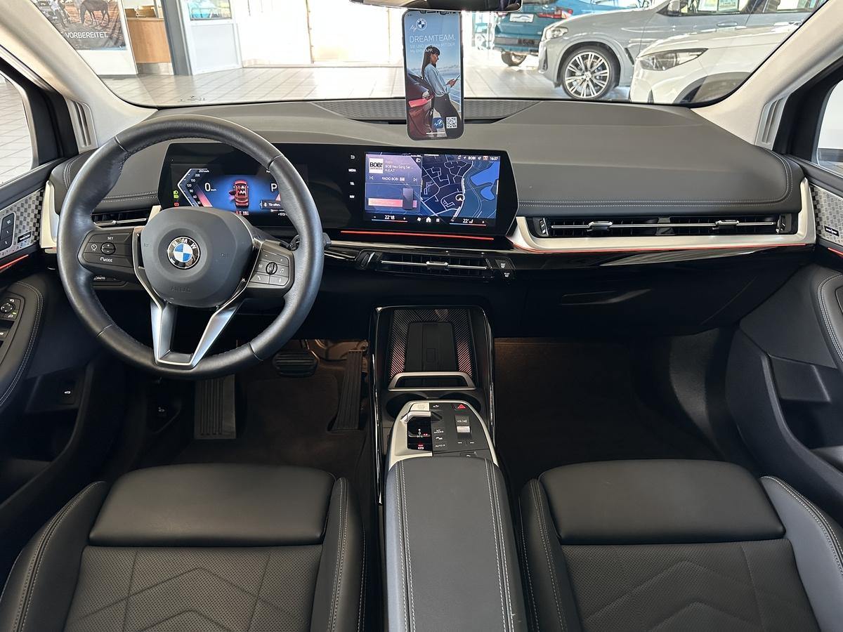 BMW 220 Active Toureri Luxury AHK Panno LED Navi. Sitzh. Kamera