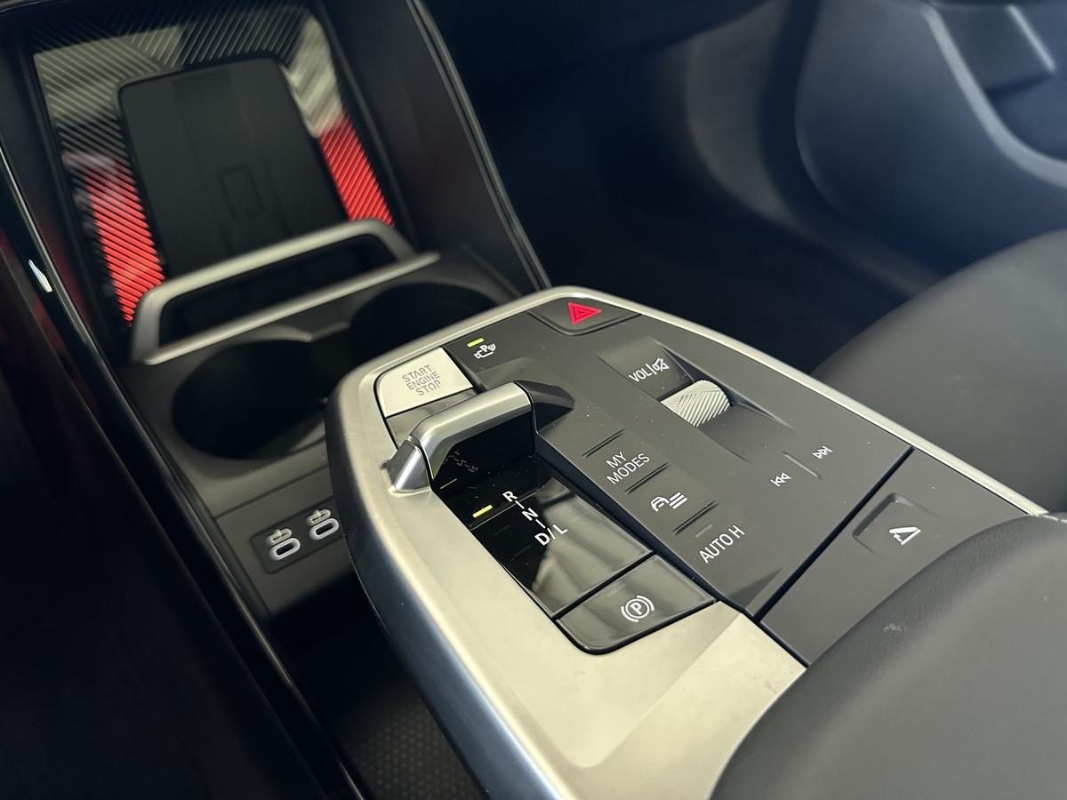 BMW 220 Active Toureri Luxury AHK Panno LED Navi. Sitzh. Kamera