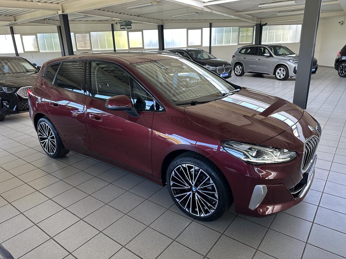 BMW 220 Active Toureri Luxury AHK Panno LED Navi. Sitzh. Kamera