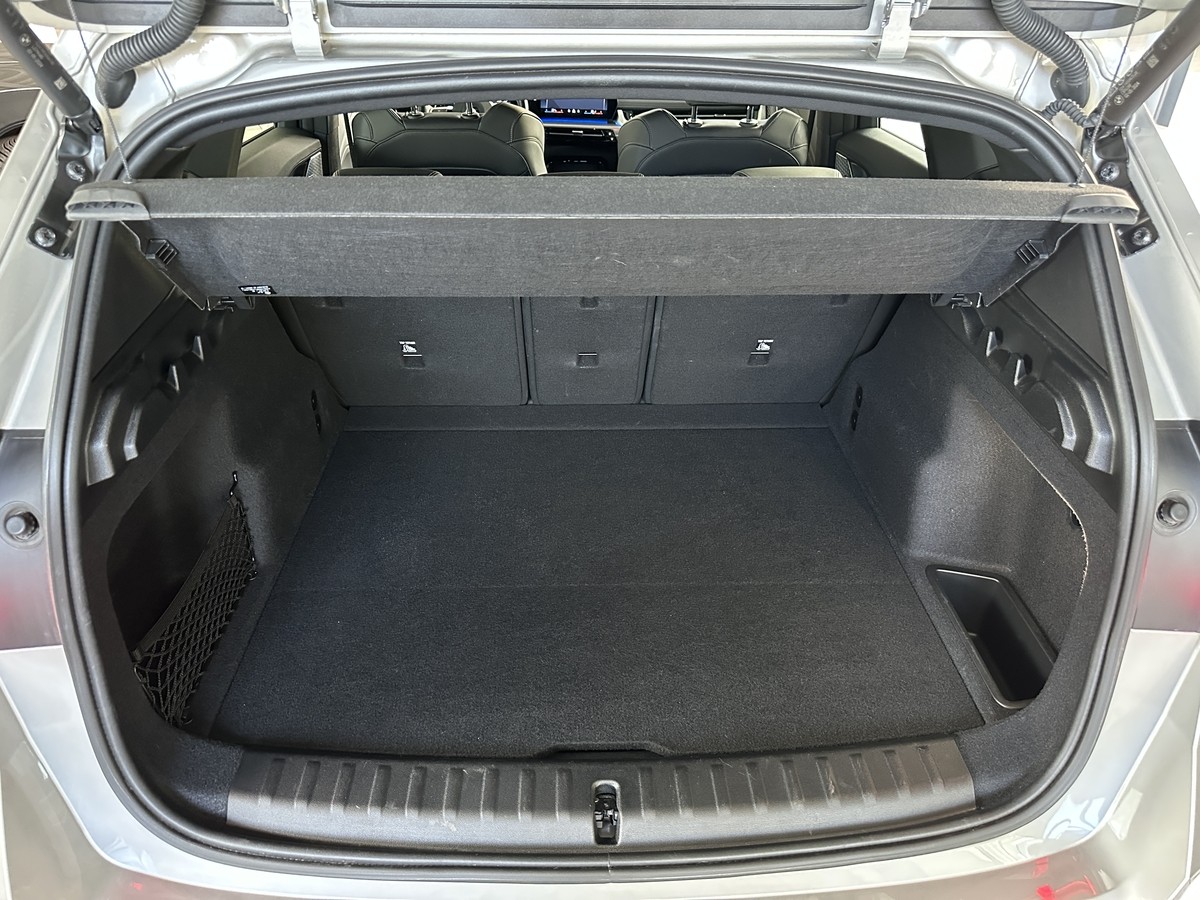 BMW X1 18i sDrive M Sport AHK Allwettereifen H/K LED Kamera