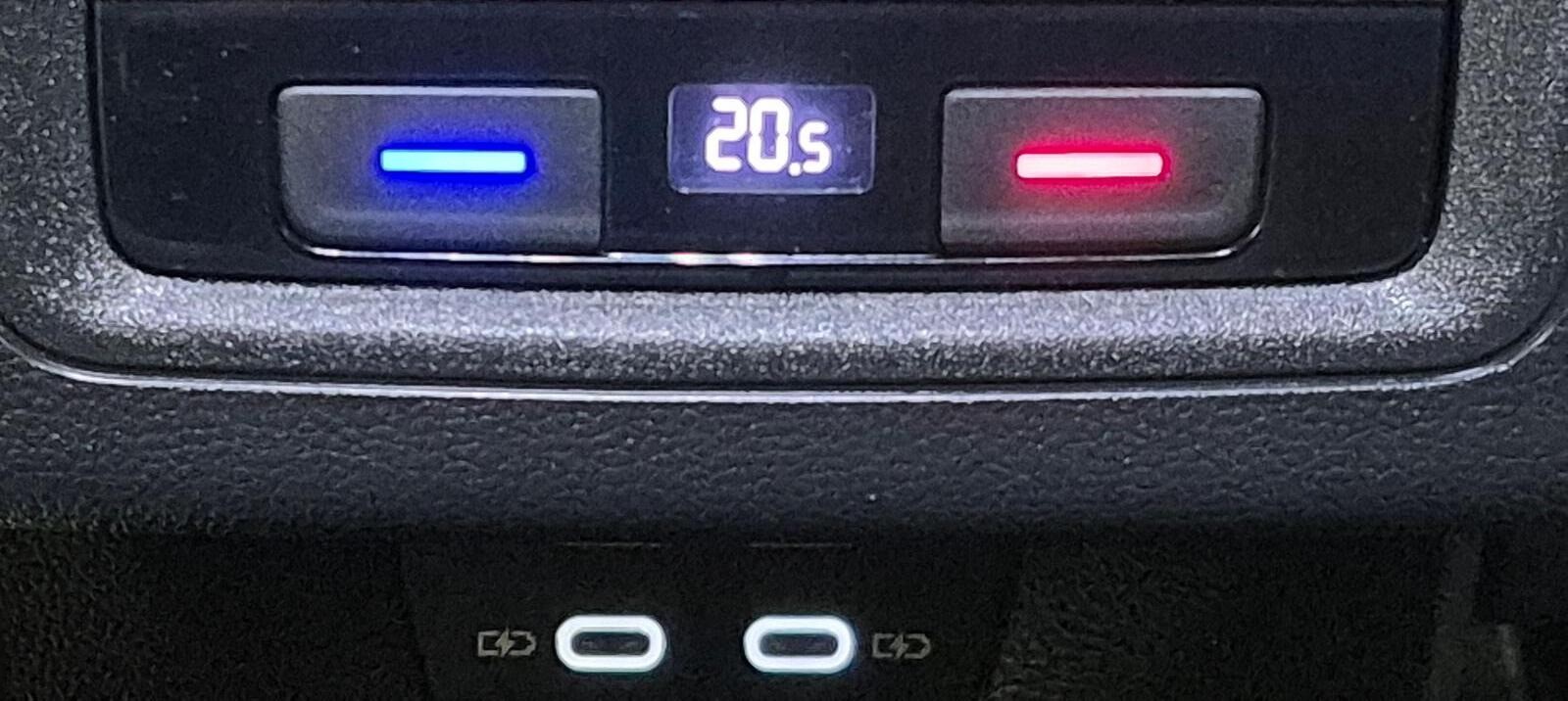 Volkswagen Golf 8 Style IQ-Light/Navi/SHZ/Kam/Massage/17-LM