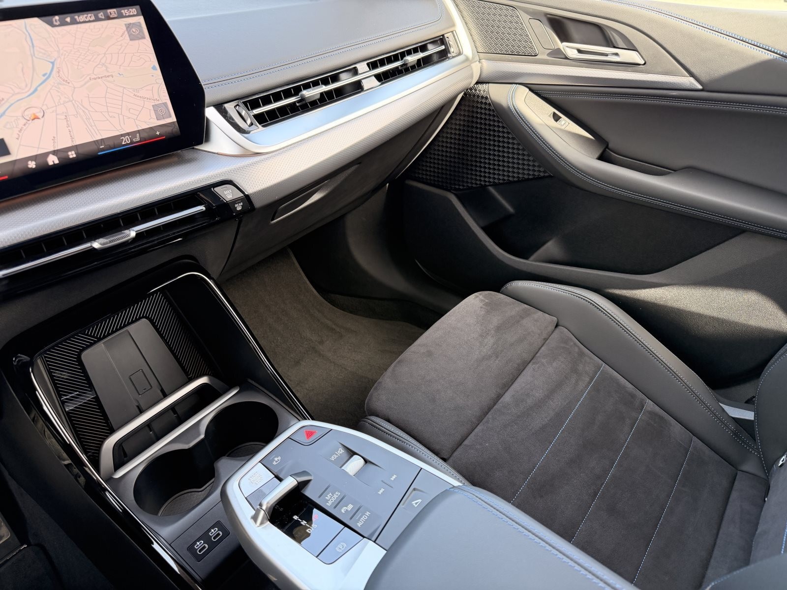 BMW 220 Active Tourer M Sport AHK eSitze Adapt LED ActiveGuard
